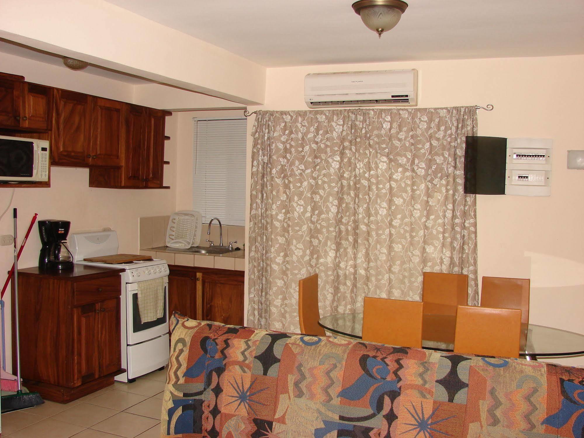 Villa Riviera 2 Bedroom Townhouse Playas del Coco Kültér fotó