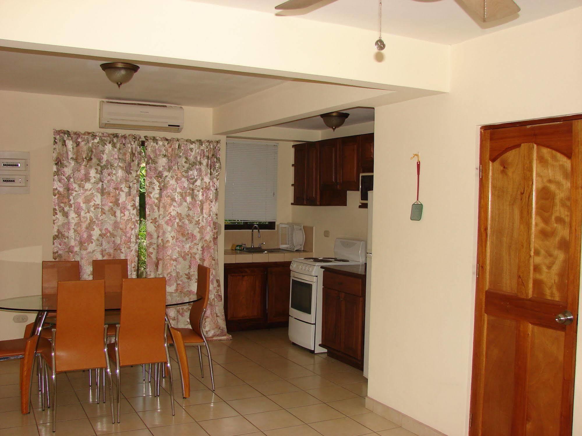 Villa Riviera 2 Bedroom Townhouse Playas del Coco Kültér fotó