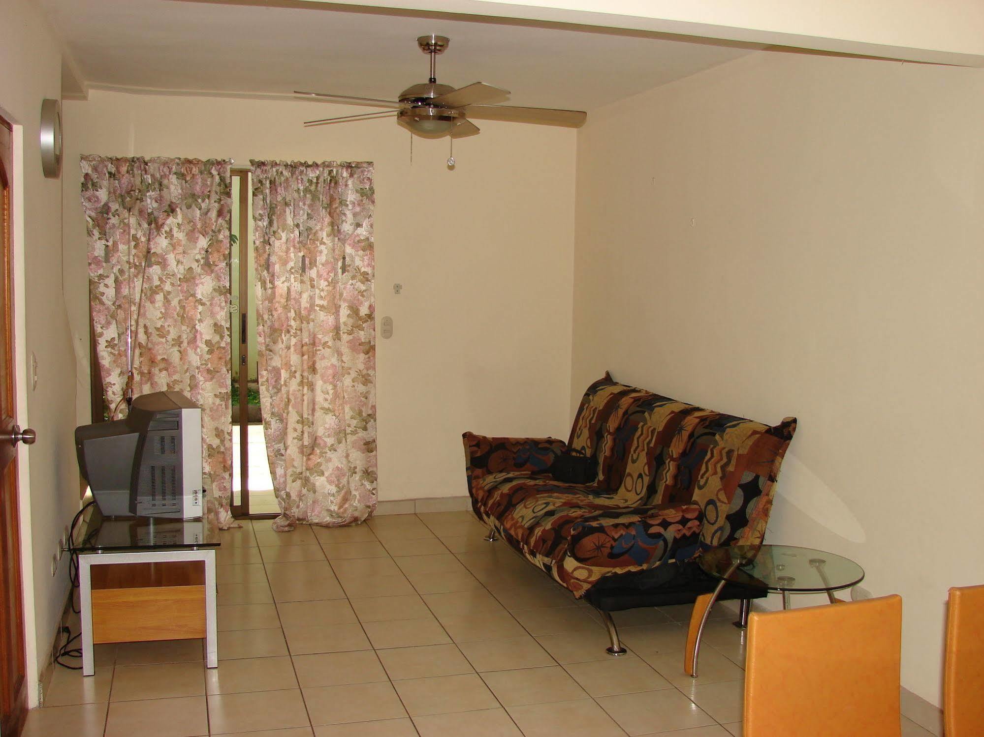 Villa Riviera 2 Bedroom Townhouse Playas del Coco Kültér fotó